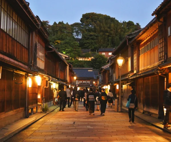 Kanazawa Night Foodie Tour