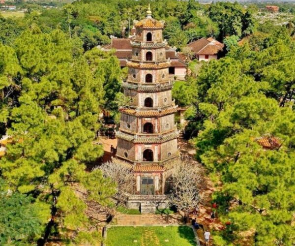 FULL DAY TOUR IN HUE (L)